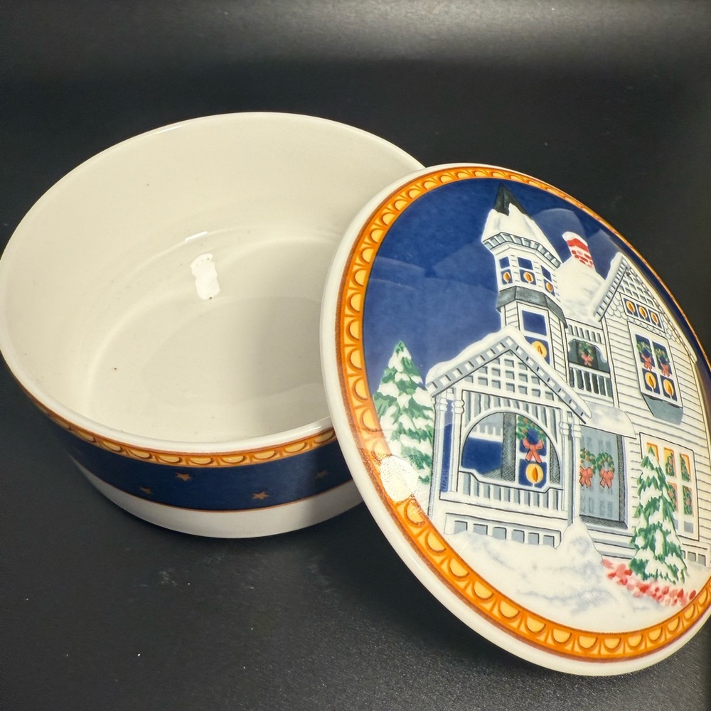 MIKASA Christmas Candy Dish-HK508/683-Victorian Holiday